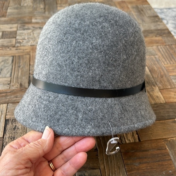 Scala Pronto Gray 100% Wool Cloche Hat 57 cm - Picture 3 of 5